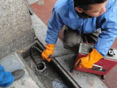 锦山镇疏通下水道